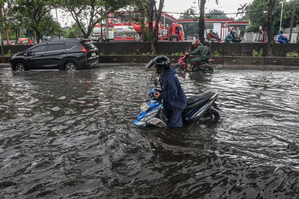 WFH dan PJJ Jakarta Berlaku hingga 28 Januari 2026